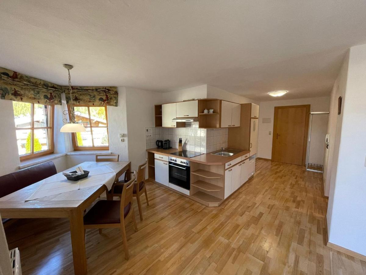 Haus Monika Apartment เคิร์ชแบร์ก อิน ทิโรล ภายนอก รูปภาพ