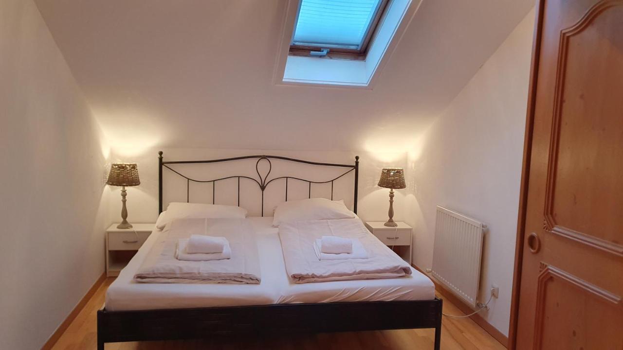Haus Monika Apartment เคิร์ชแบร์ก อิน ทิโรล ภายนอก รูปภาพ